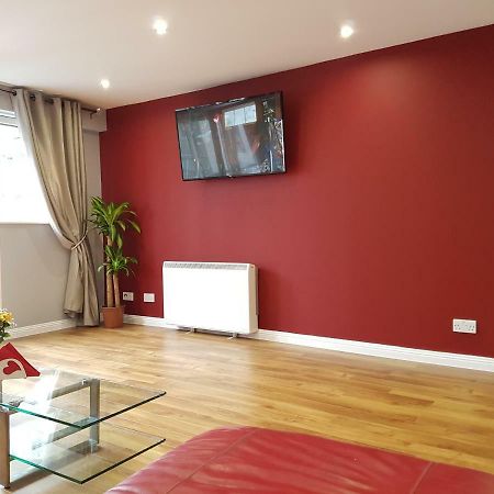 Glasgow'S Modern & Stylish 3 Bedroom Aparment Esterno foto