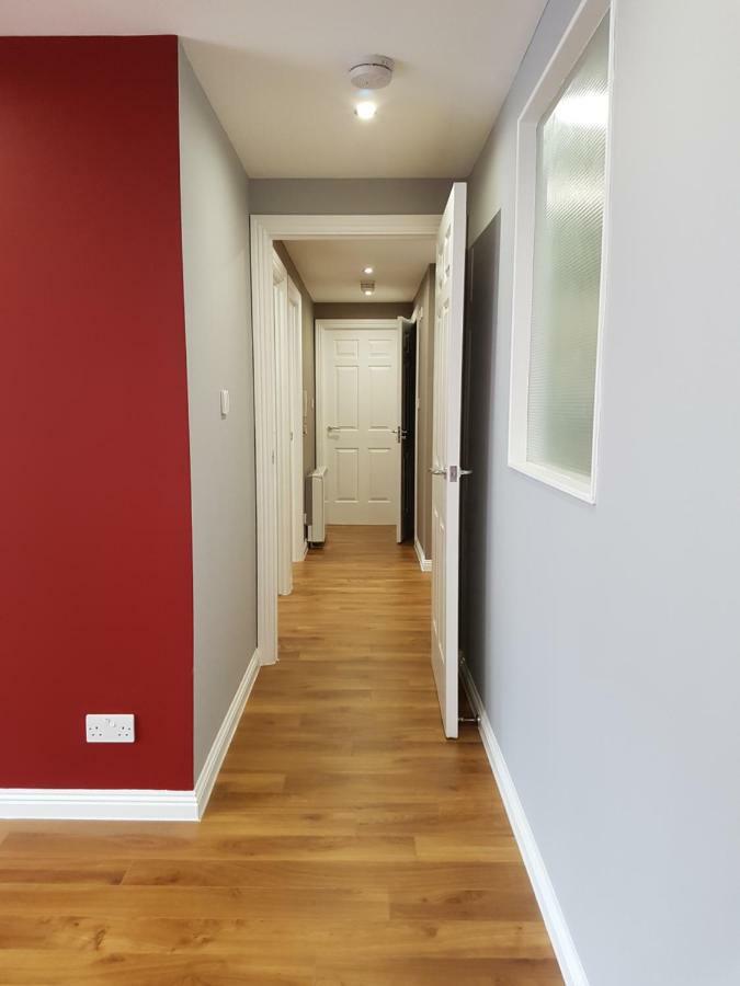 Glasgow'S Modern & Stylish 3 Bedroom Aparment Esterno foto